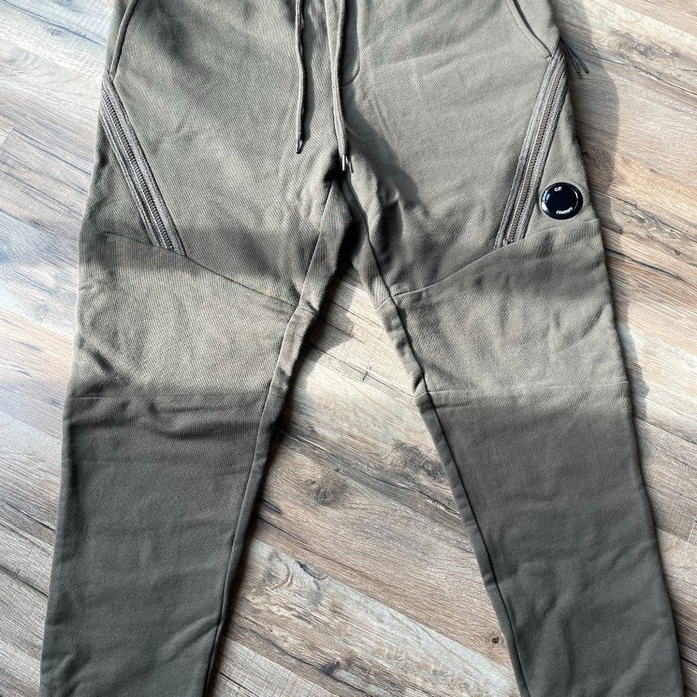 C.P COMPANY SWEATPANT PANT DIAGONAL RISES